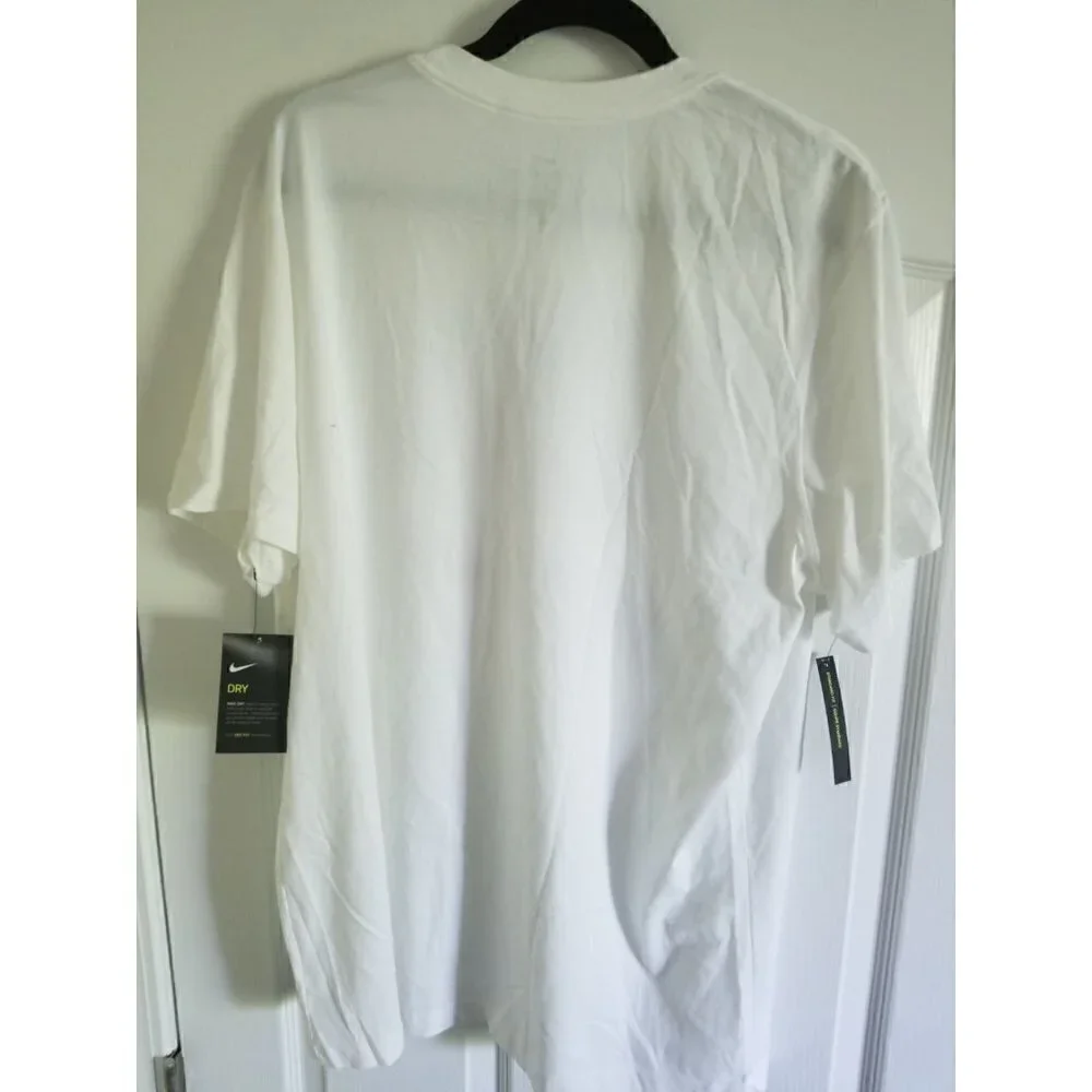 NIKE Basketball‎ Tee